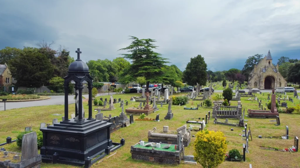 Lambeth Cemetery (10)
