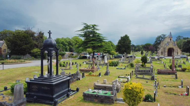 Lambeth Cemetery (10)