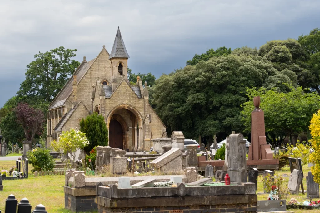 Lambeth Cemetery (6)