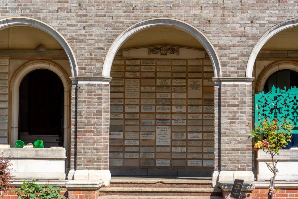 honour-oak-crematorium_compressed (7)
