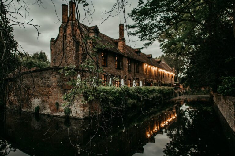 Eltham - Tudor Barn Eltham__Compressed