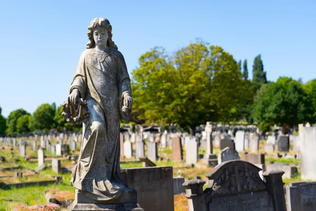 Camberwell New Cemetery (6)_Compressed