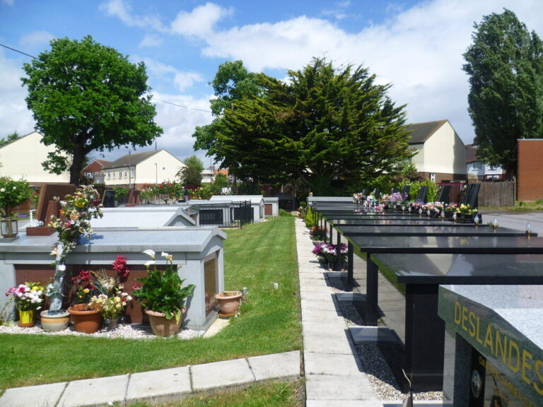 geograph-2982837-by-Marathon
