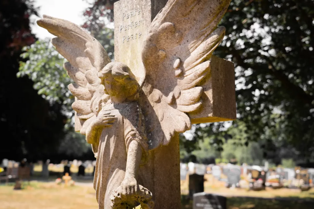 Biggin Hill Cemetery (6)_Compressed
